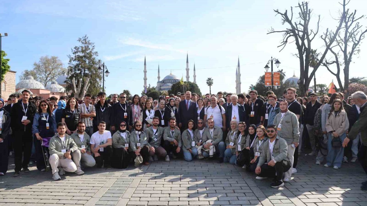 Başkan Altay: "Genç Seyyah projemizle bu yıl 25 bin 920 öğrencimizi İstanbul’un tarihi atmosferiyle buluşturduk"