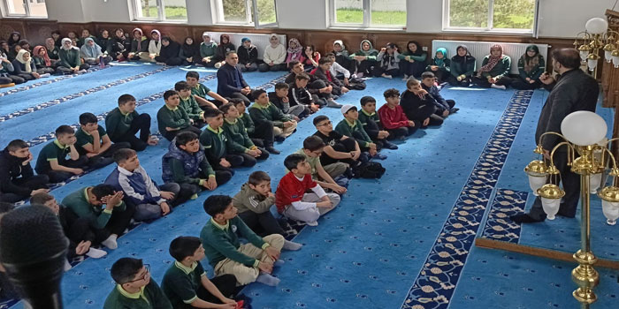 Kars’ta ÇEDES Yıl Sonu Şenlikleri DSİ Camii’nde Devam Ediyor