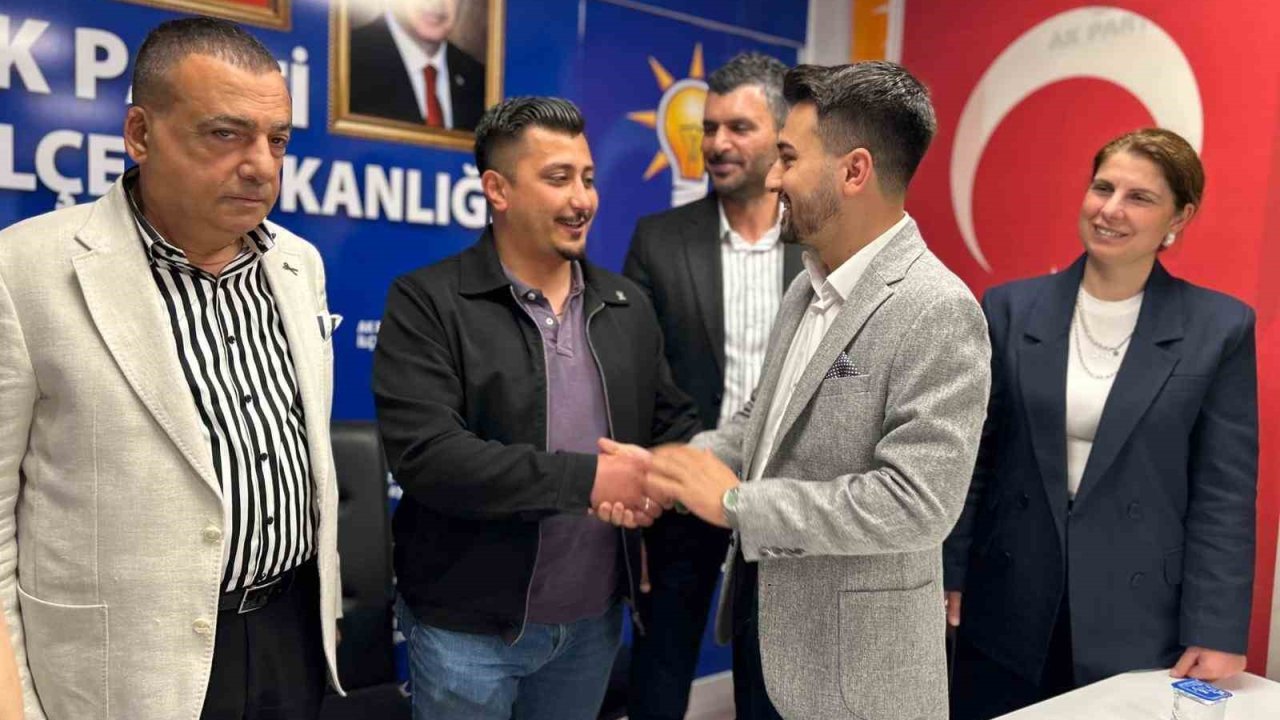Denizli’de CHP’li Başkan istifa edip Ak Parti’ye geçti