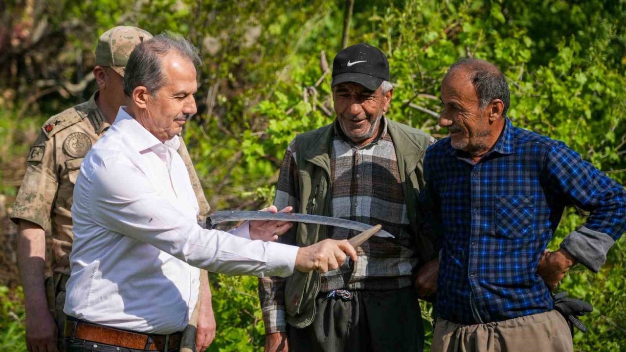 Vali Taşyapan, Kazan Vadisi’nde halkla buluştu