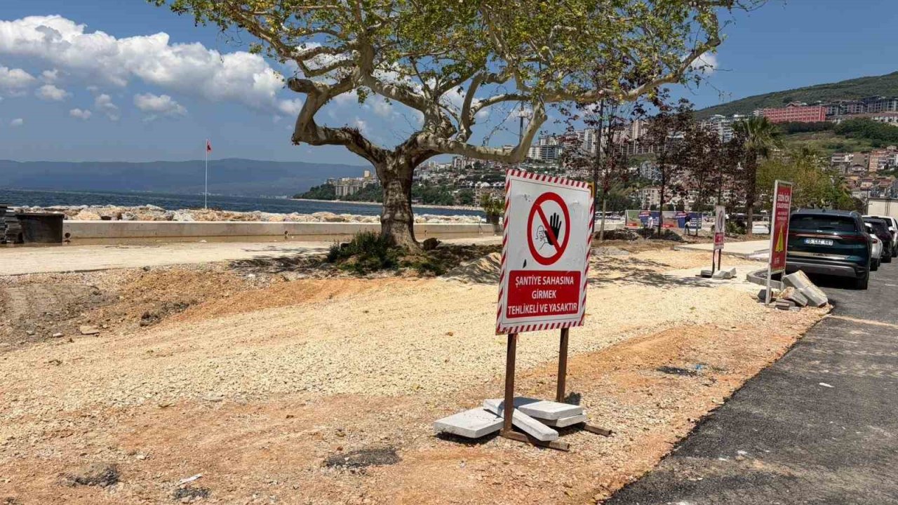 Gemlik sahil çalışmaları tüm hızıyla sürüyor