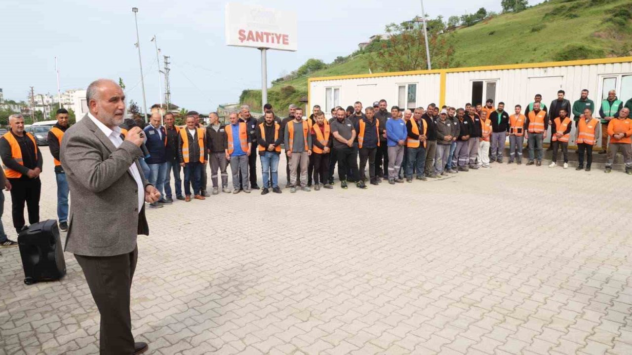 Başkan Sandıkçı, personelle bayramlaştı
