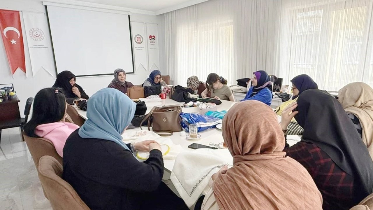 Bayburt’ta aile değerleri üzerine program düzenlendi