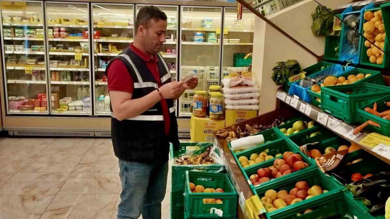 Siirt’te bayram öncesi denetimler artırıldı fiyat ve etiketler tek tek incelendi