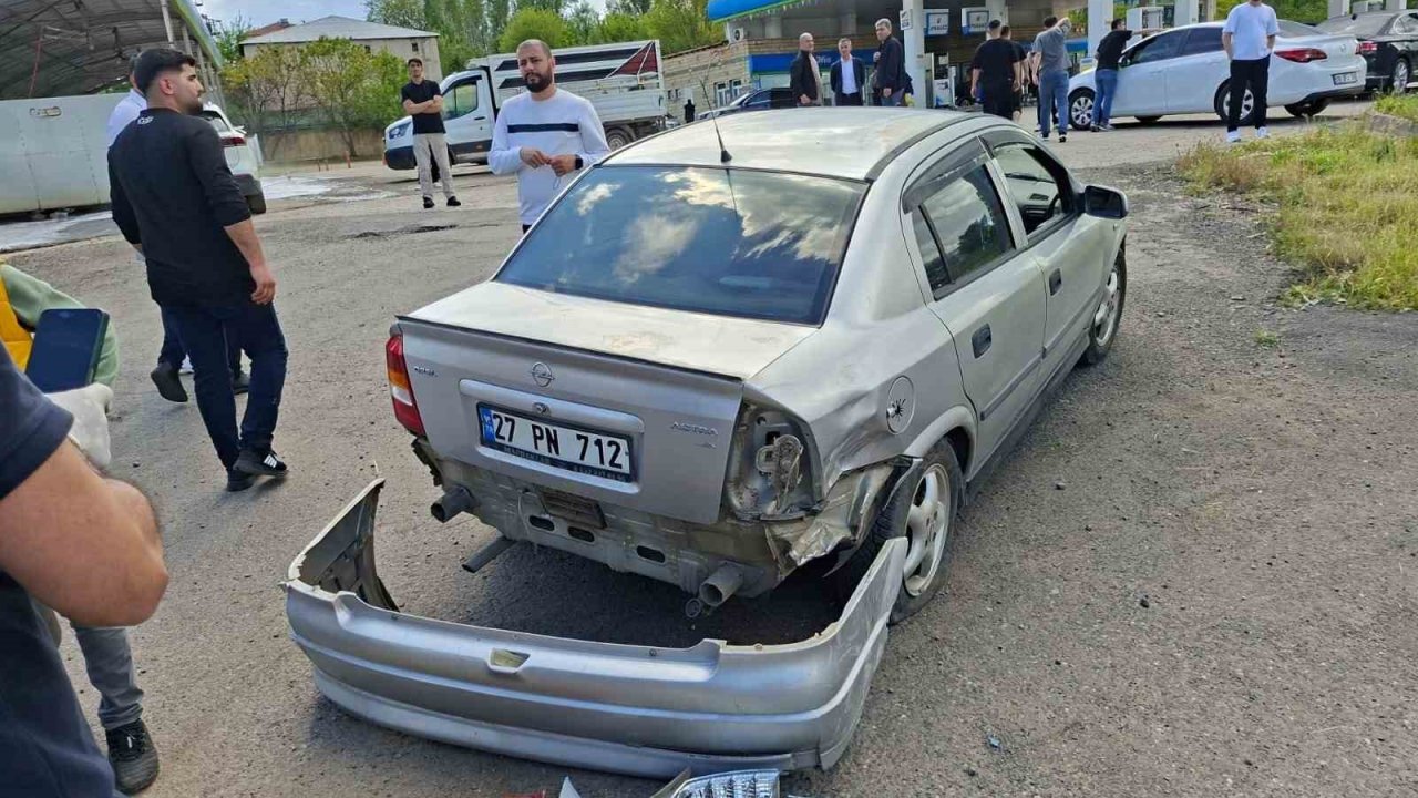 Bingöl’de peş peşe trafik kazaları: 6 yaralı