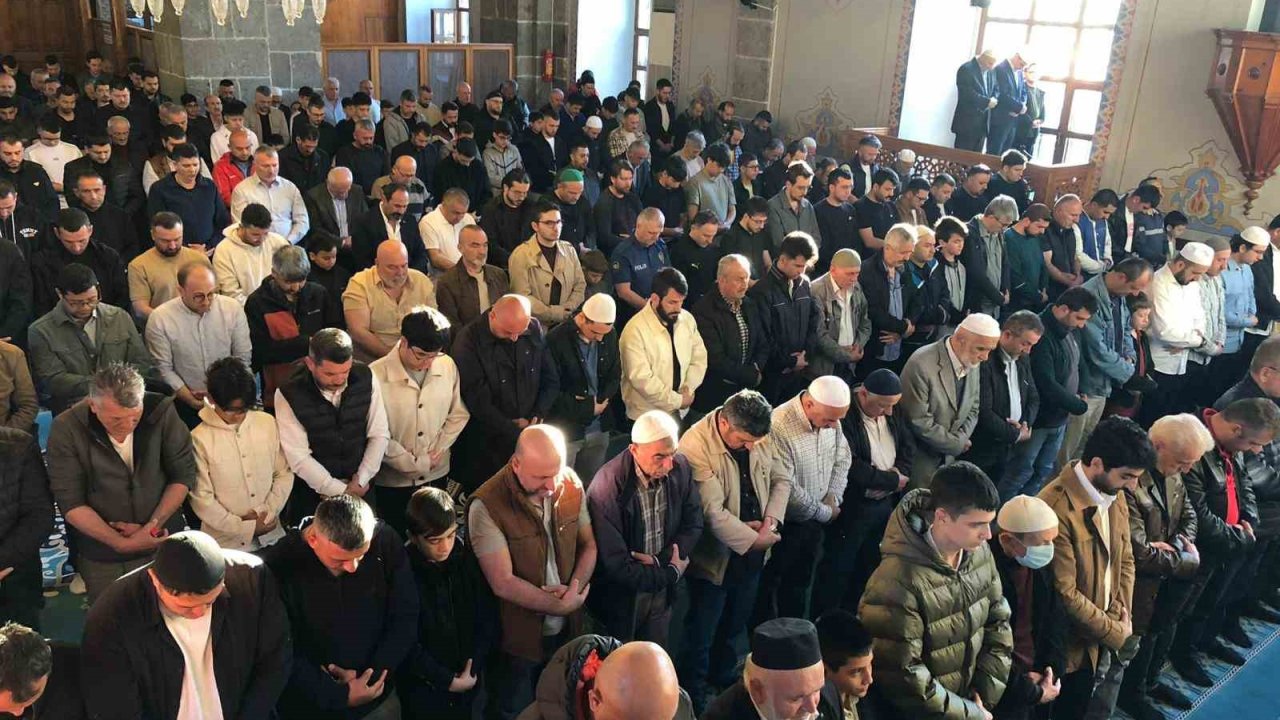Samsun’da Kurban Bayramı namazı kılındı