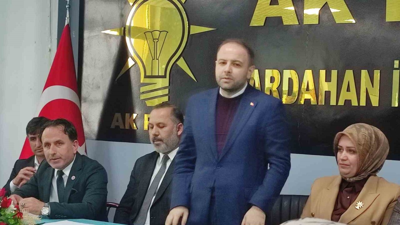 AK Parti’de partililer bayramlaştı