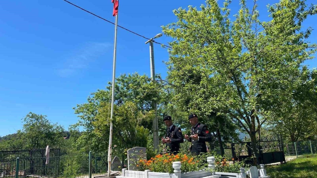 Düzce’de şehit Jandarma Er Recep Erdoğan dualarla anıldı