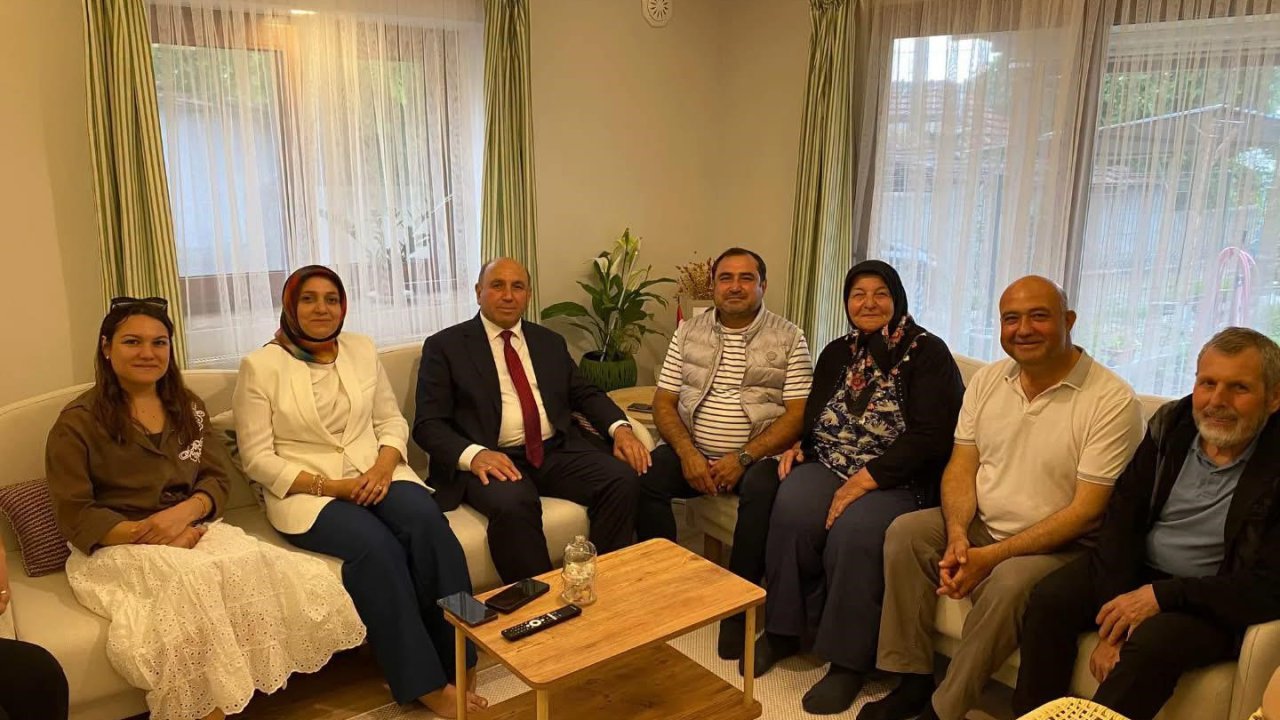 Başkan Akdeniz’den şehit ailelerine bayram ziyareti