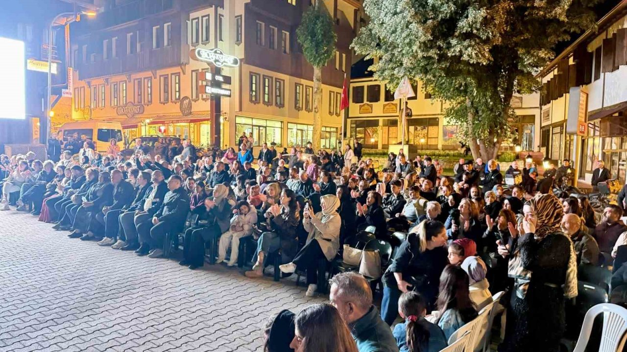 Kemaliye’de fasıl gecesinde kültür ve kardeşlik buluştu