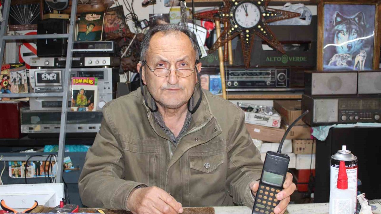 Ajan filmlerinin uydu telefonu Aydın’da yeniden çalıştı