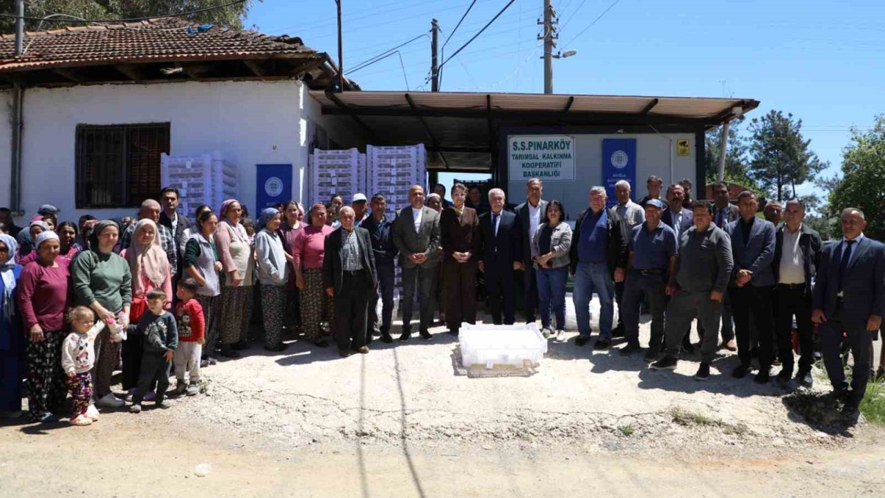 Muğla Büyükşehir’den İpek böcekçiliğine destek