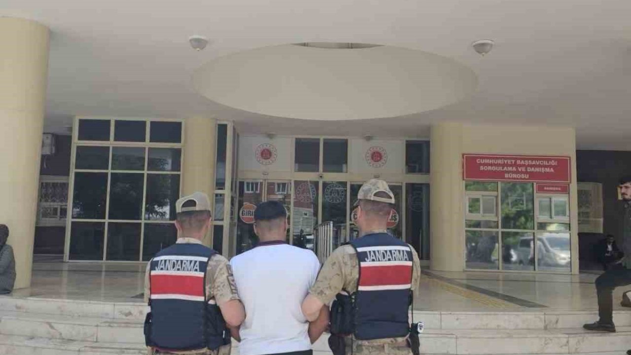 Hırsızlık suçundan aranan şahıs yakalandı