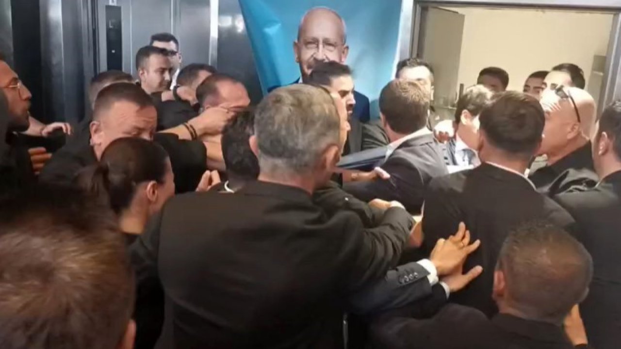 Kılıçdaroğlu, 2.5 yıl sonra CHP Genel Merkezi’nde