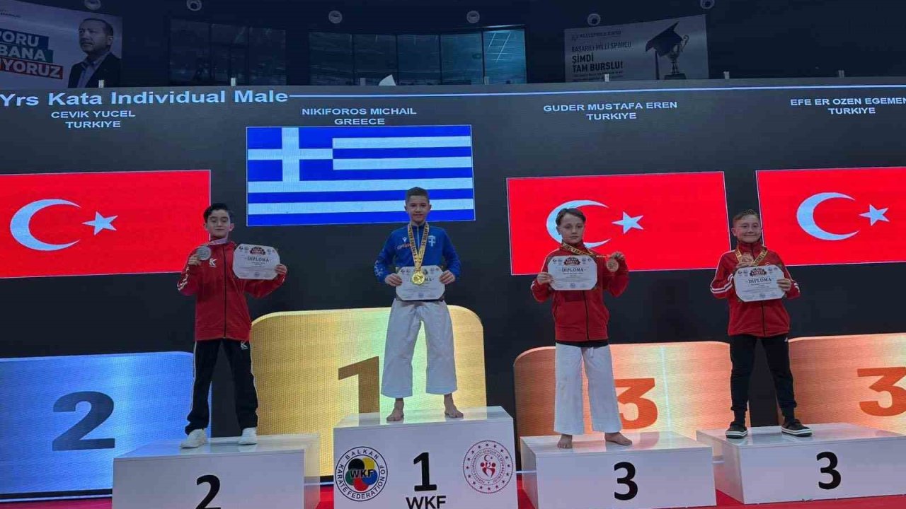 Yücel Çevik Balkan ikincisi oldu