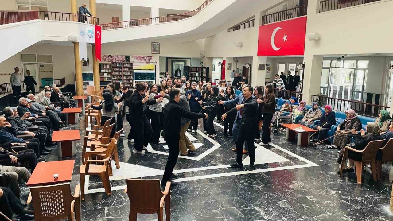 Ulu Çınarlar’a anlamlı bayram ziyareti