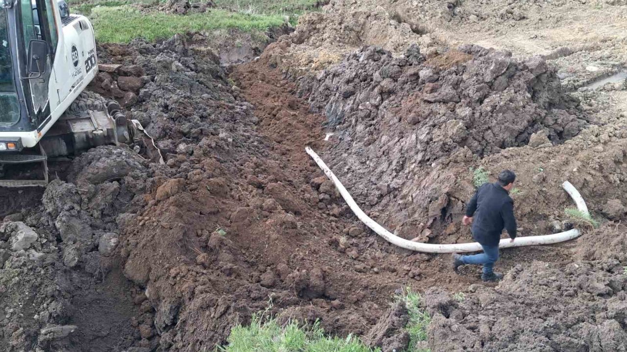 Iğdır’da yayla ve köy yollarında çalışmalar sürüyor