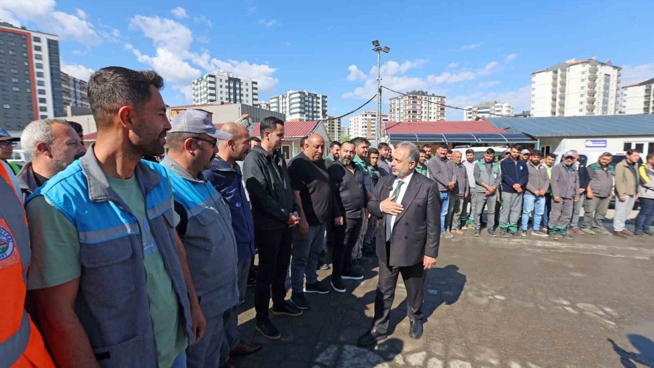 Başkan Yalçın’dan bayramın kahramanlarına teşekkür