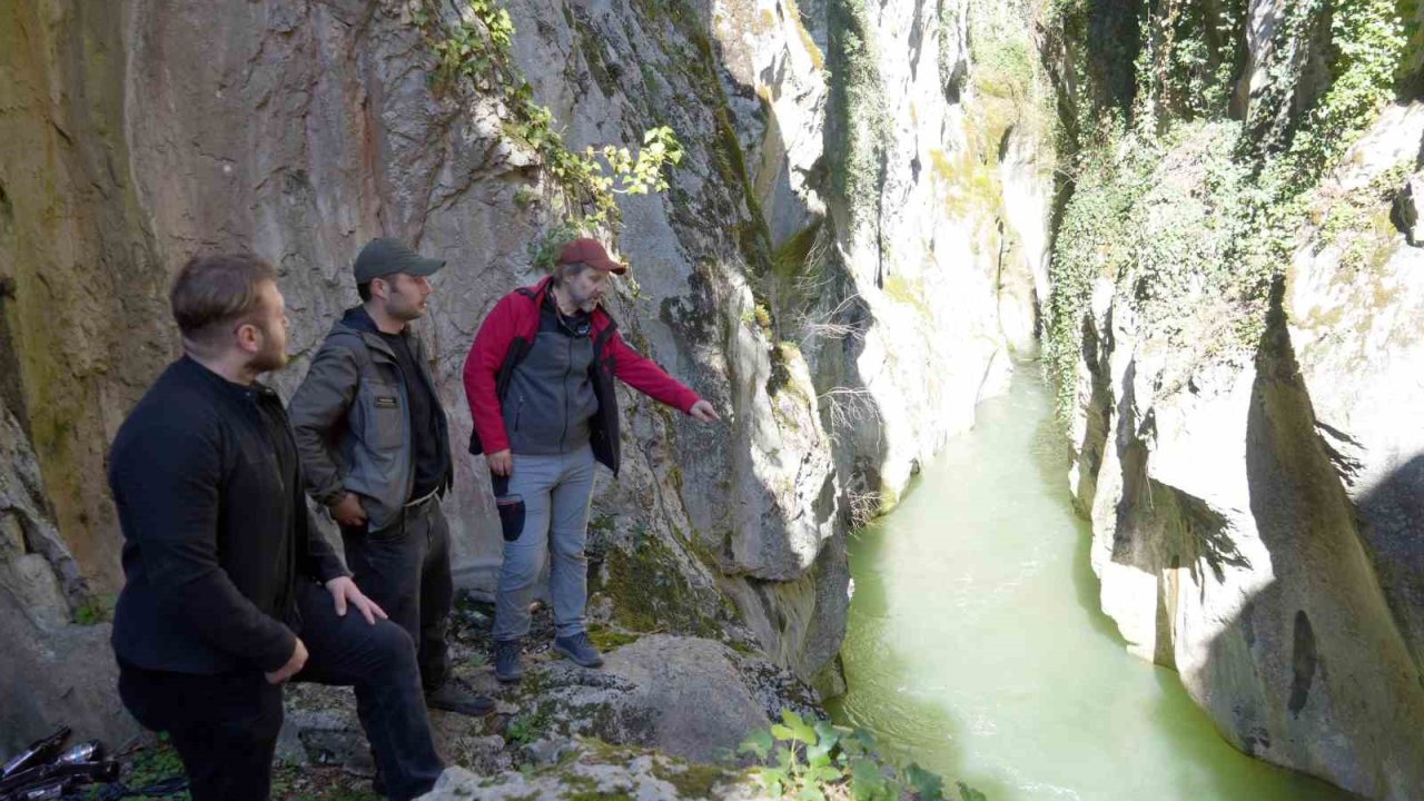 Tarihi kalıntıların da bulunduğu iki köy arasında kalan kanyon, keşfedilmeyi bekliyor