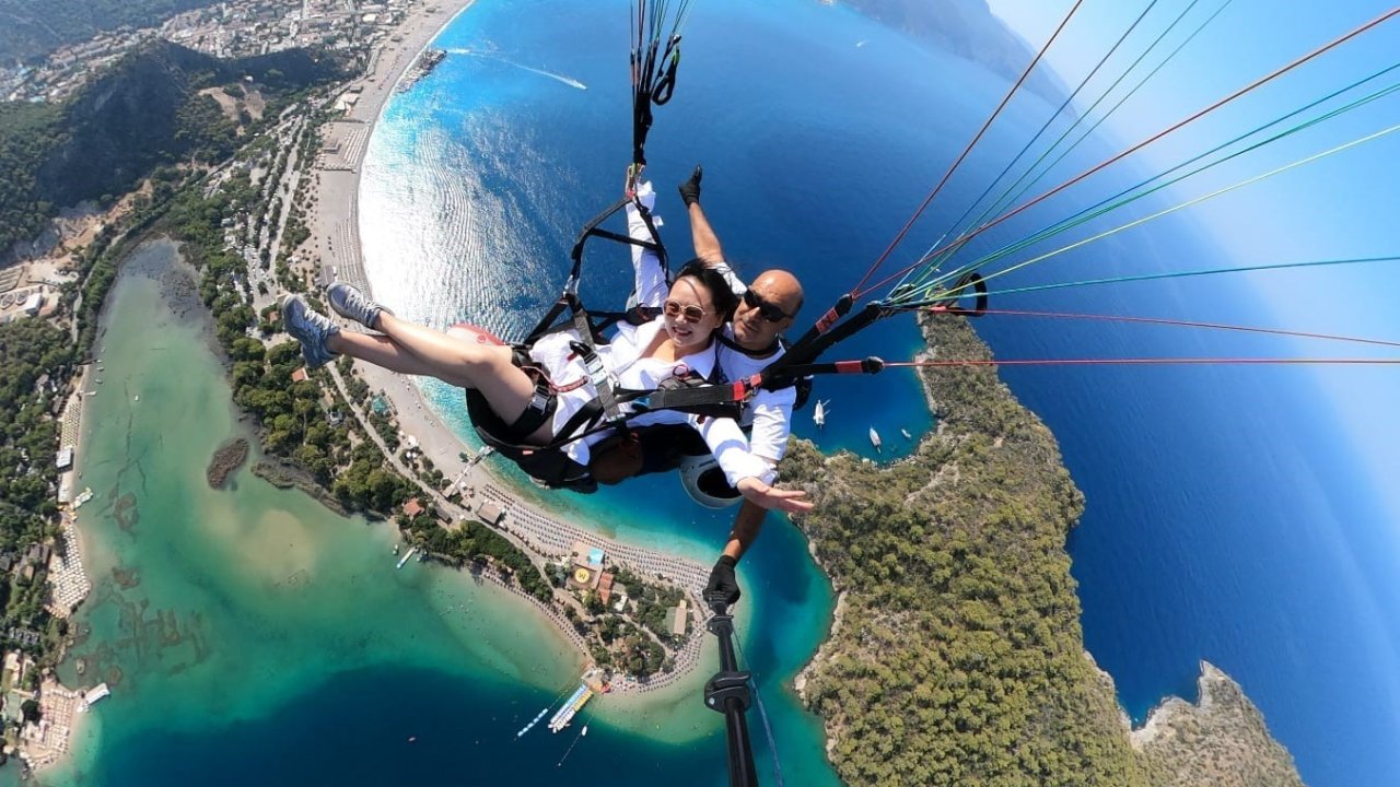 Fethiye’de 7 günde 8 bin 435 kişi yamaç paraşütü yaptı