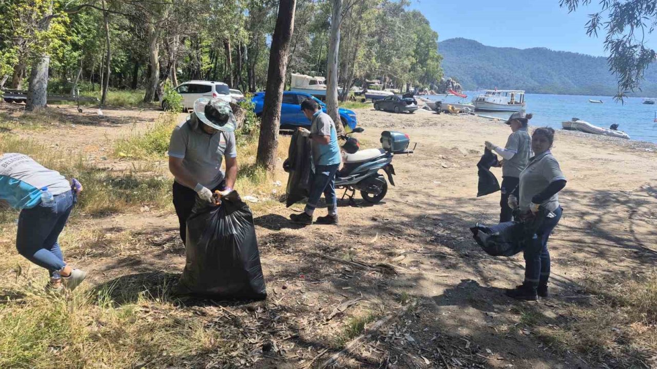 Marmaris’te 9 günde 3 bin 250 ton atık toplandı
