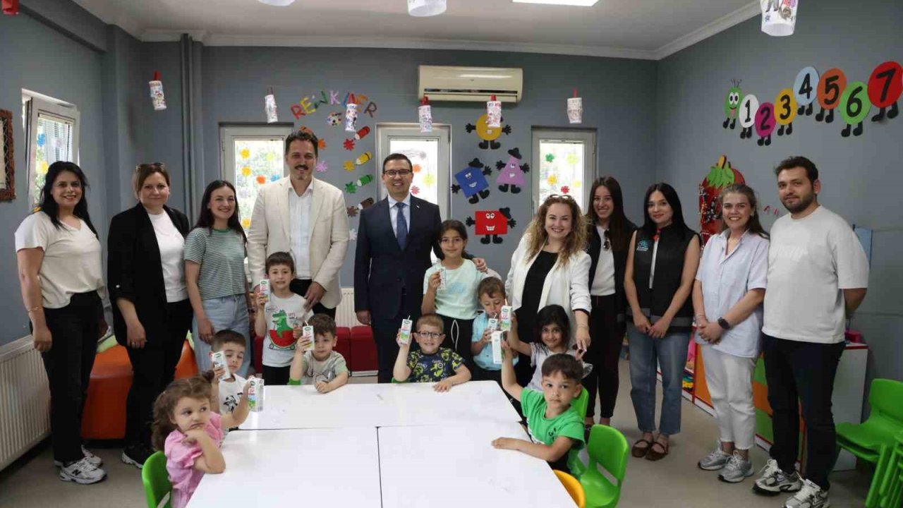 Nilüfer Belediyesi çocukların süt tüketimini destekliyor