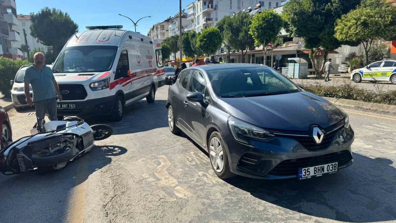 Yaya geçidinde duran motosiklete arkadan çarptı: 1 yaralı
