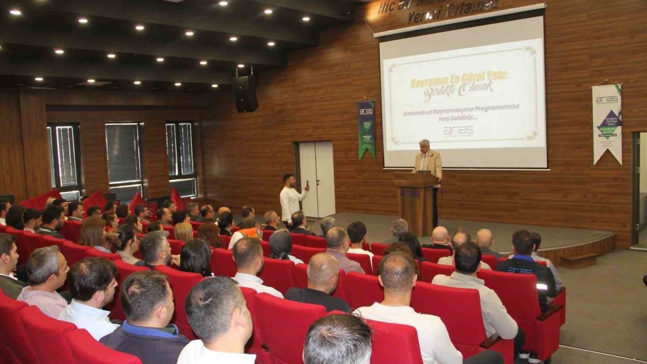 Aras Elektrik çalışanları bayramlaşma programında buluştu