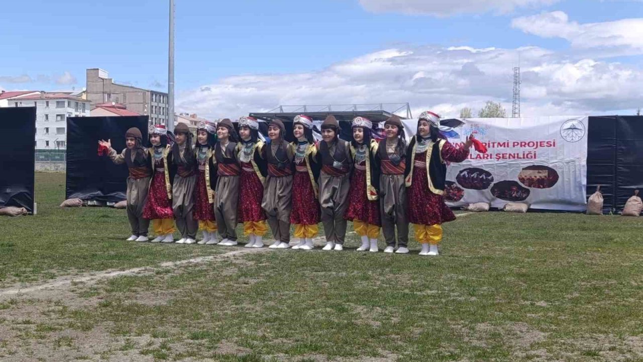 Anadolu’nun ritmi Kars’ta yeniden yankılandı