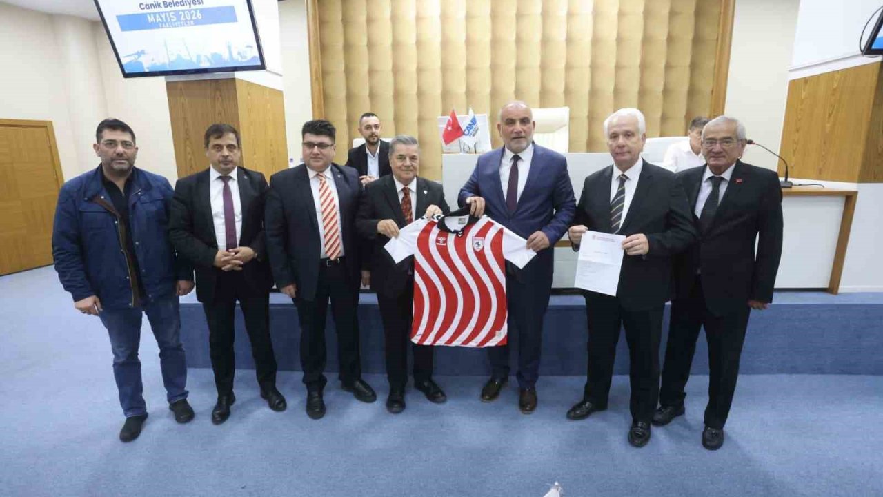 Başkan Sandıkçı: "Belediyemiz öz kaynaklarıyla yeni projelere imza atıyoruz"