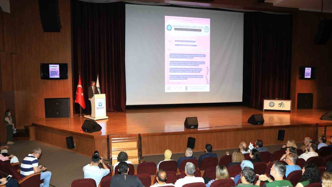 Tütün endüstrisinin evrimi ve tehlikeleri masaya yatırıldı