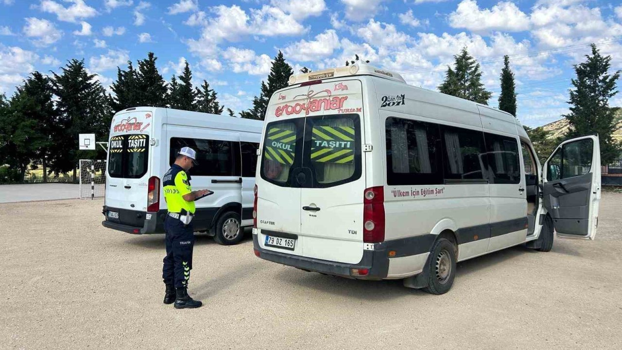 Kilis’te okul servislerine jandarma denetimi