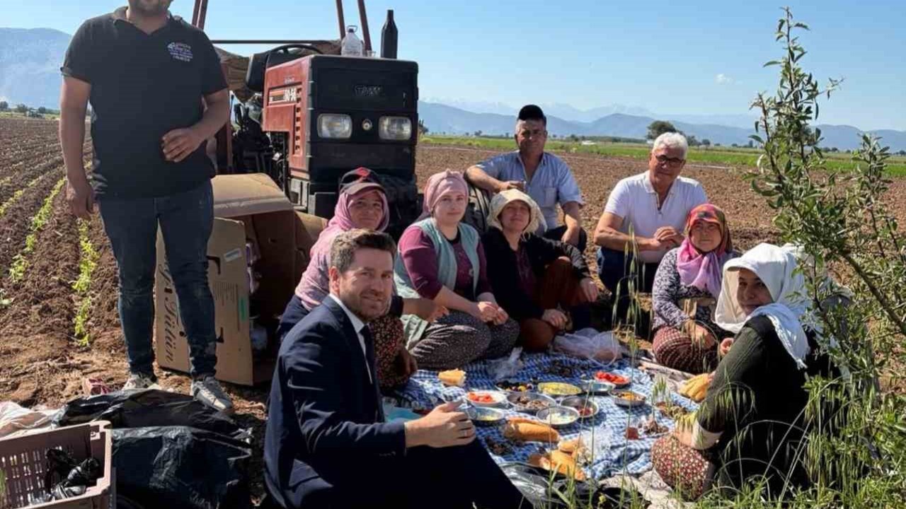 Başkan Tatık’tan tütün emekçilerine sabah ziyareti
