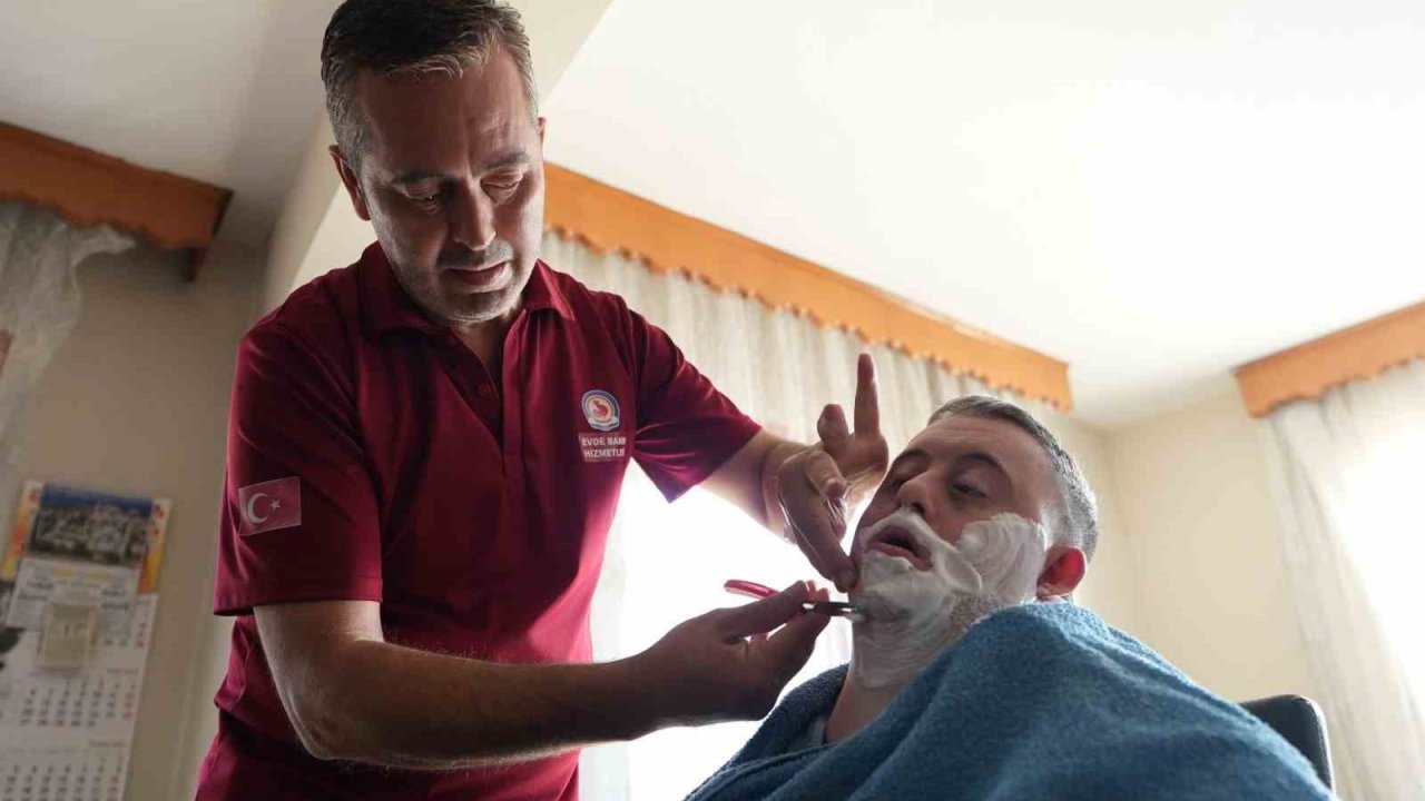 Denizli’de 2 yılda 275 bin kez evde bakım ve sağlık hizmeti verildi
