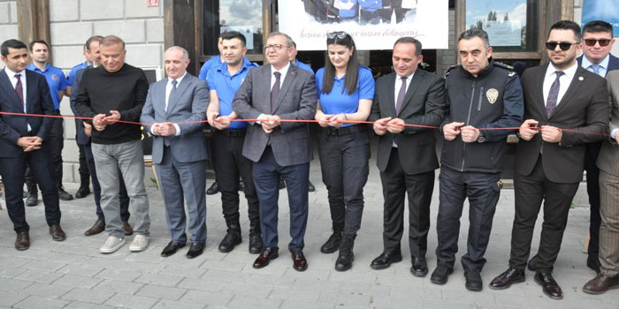 Kars'ta Ceza İnfaz Kurumları eğitim sergisi açıldı