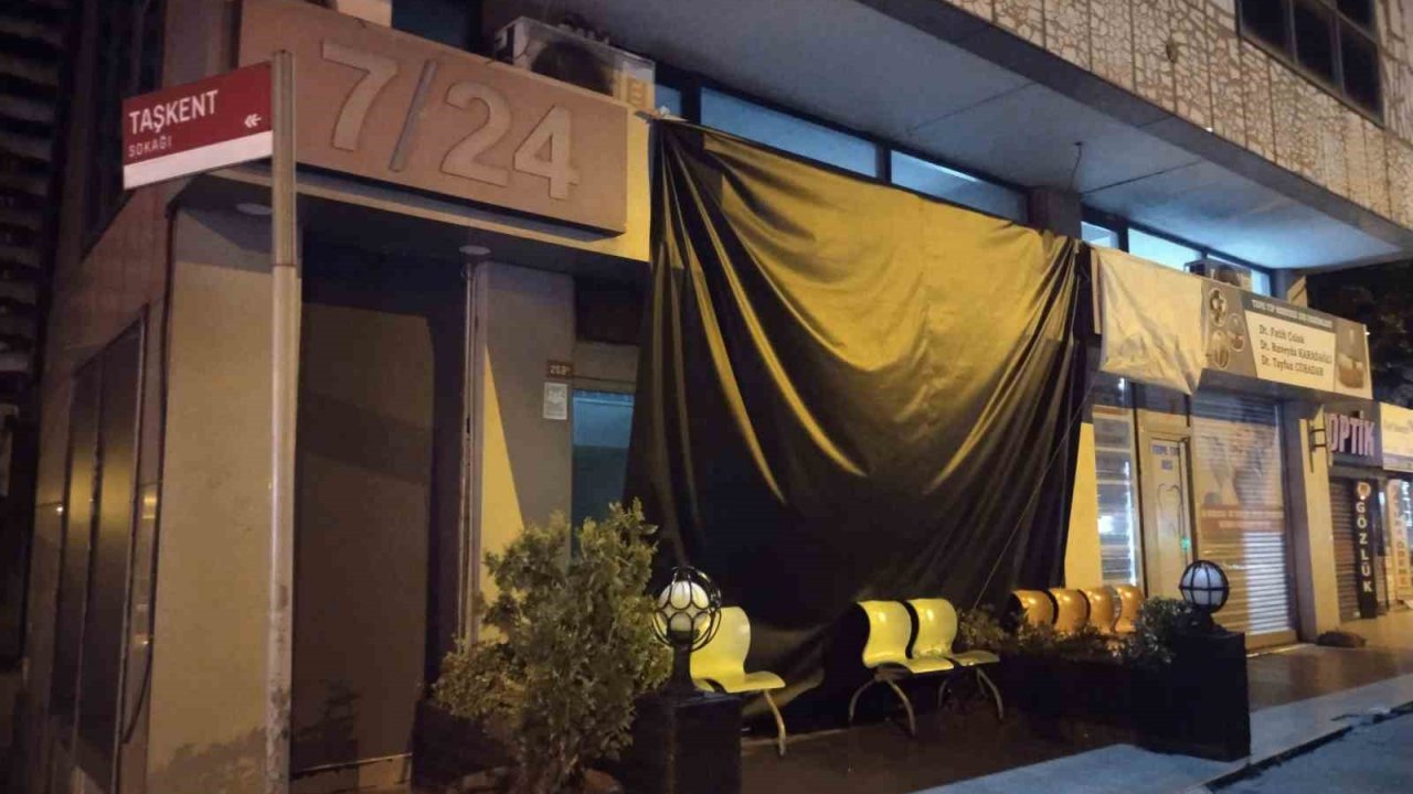 Ümraniye’de 28 yaşındaki Gamze’nin ölümüne ilişkin yeni gelişme: Ailenin önünde eylem yaptığı özel tıp merkezi kapatıldı
