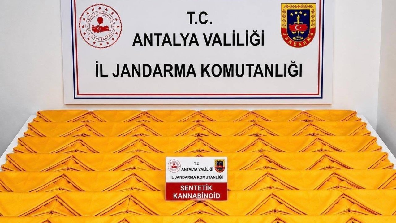 Alanya’da otel odasında 537 bin 600 kullanımlık uyuşturucu madde ele geçirildi