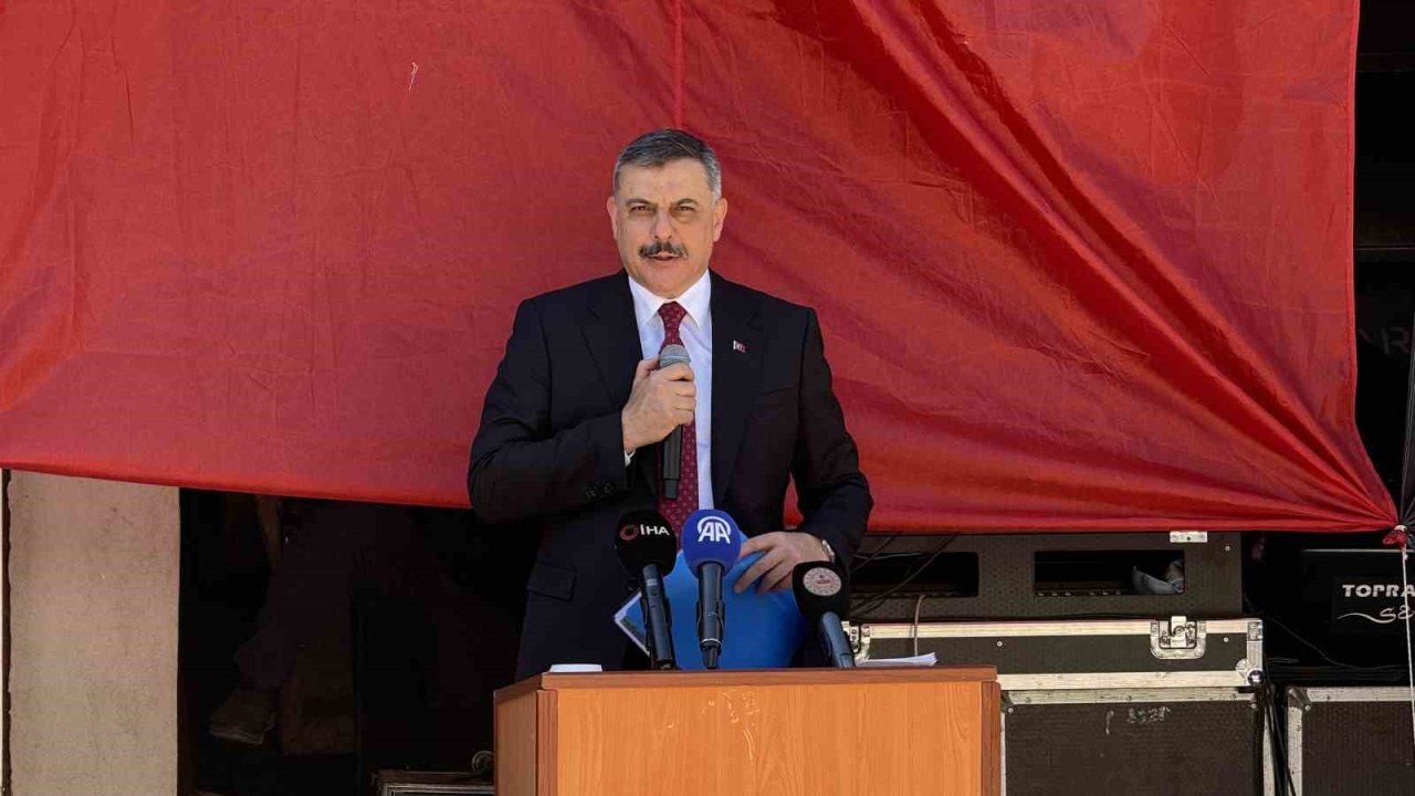 Bakan Çiftçi’den iki beldedeki belediye başkanlığı seçimleri seçim öncesi birlik çağrısı