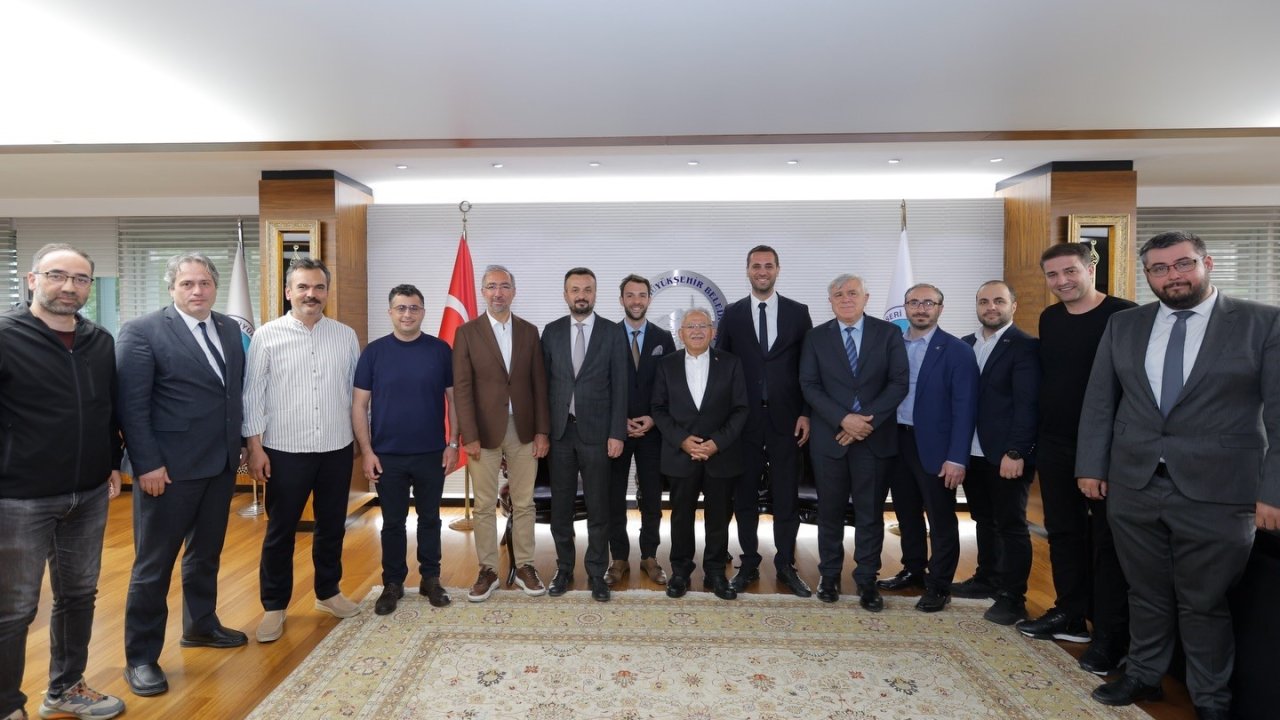 Başkan Büyükkılıç; Kayseri Turizm Ödülleri Komisyonu’nu ağırladı