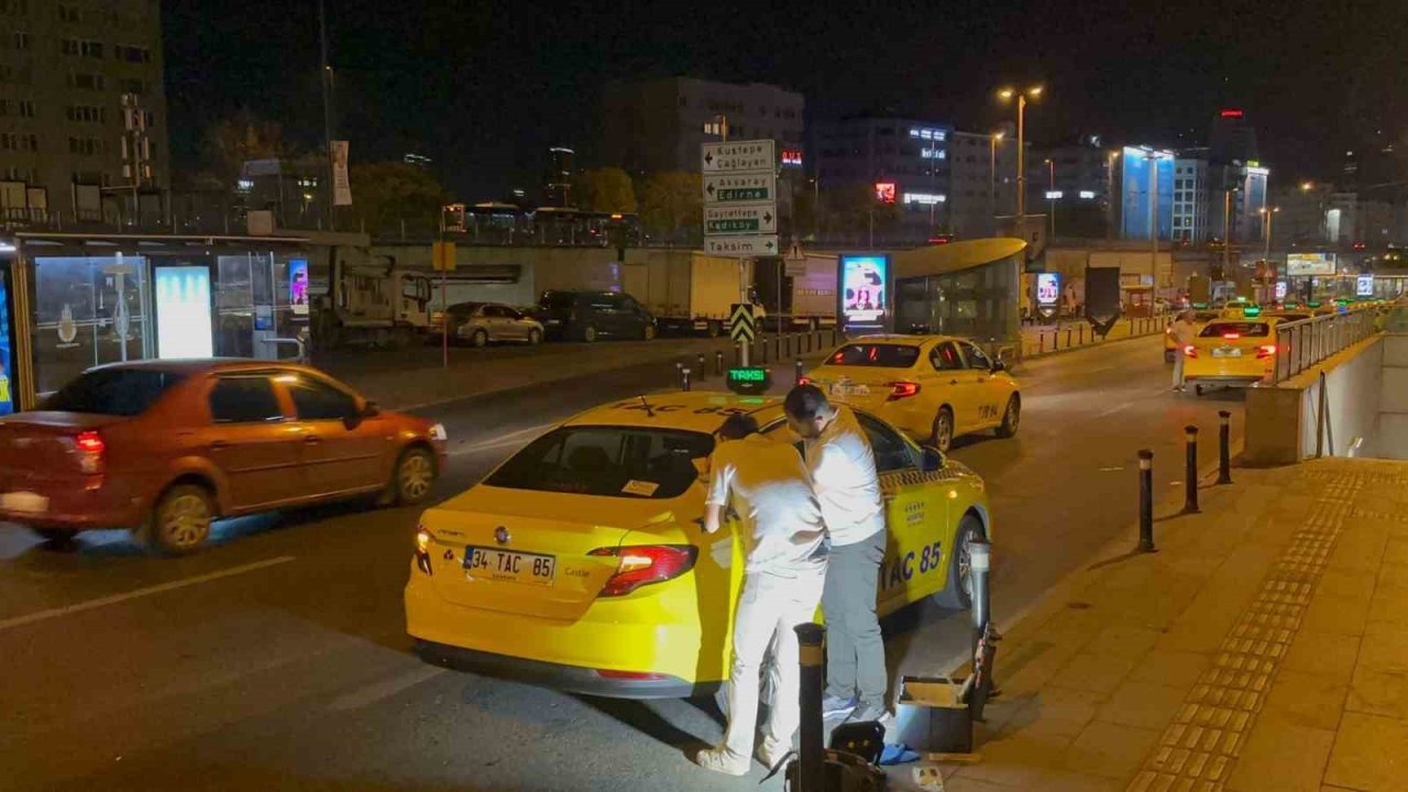 Şişli’de taksi şoförüne yolcu saldırısı: Ağır yaralanan taksici kalp krizi geçirdi