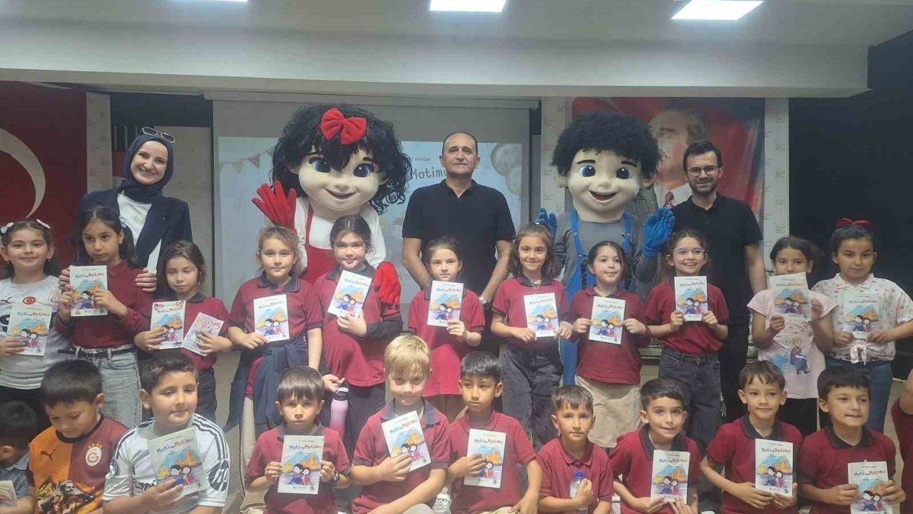 Altıntaş’ta Yazar Kudret Armağan öğrencilerle buluştu