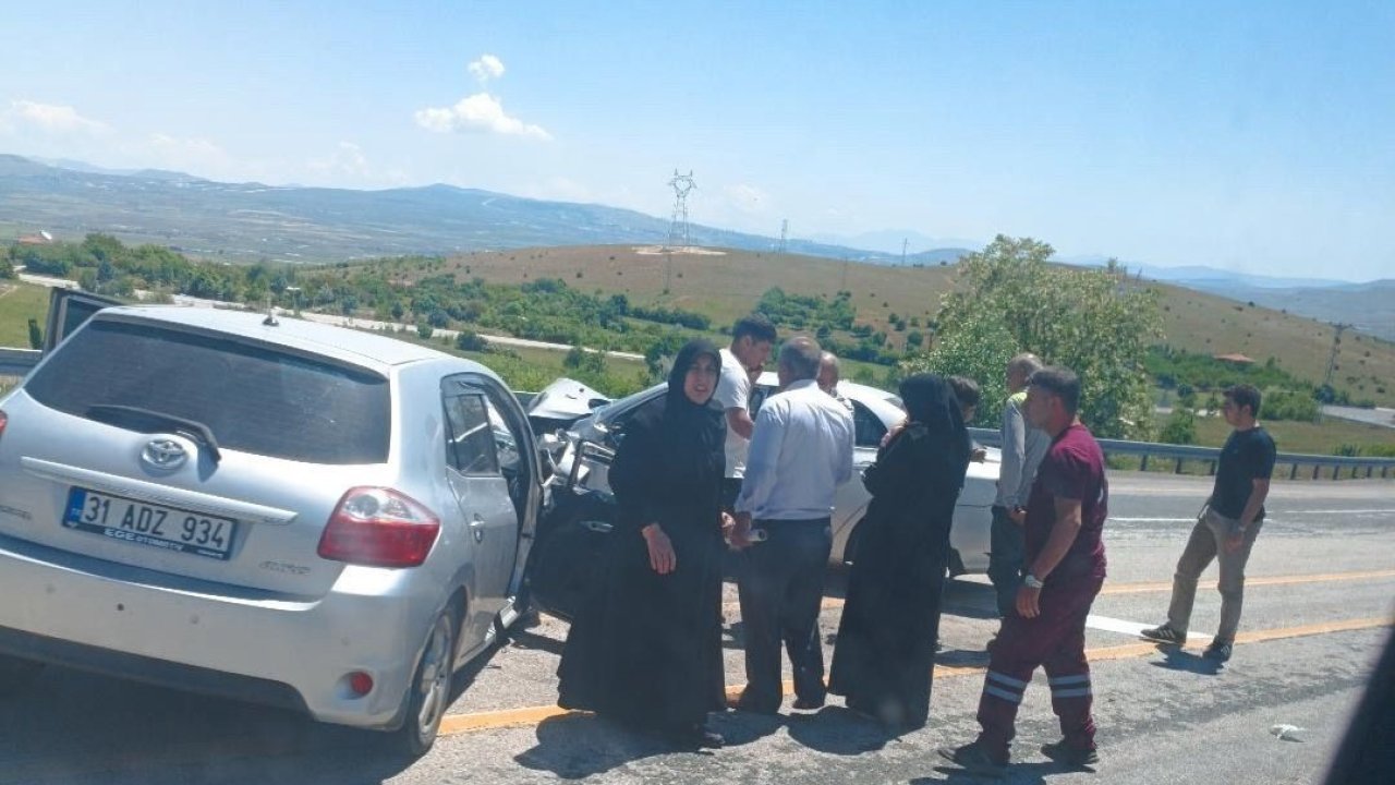 Elazığ’da trafik kazası: 4 yaralı