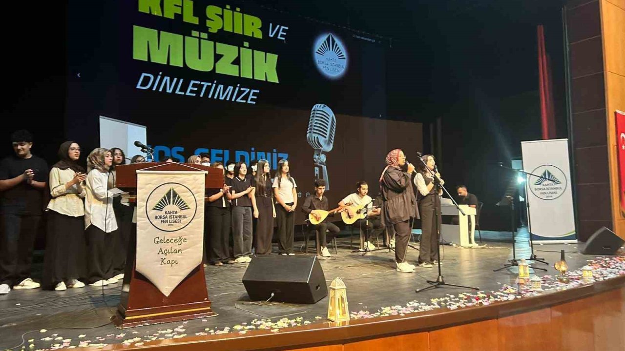 Kahta Borsa İstanbul Fen Lisesi’nden duygu dolu program