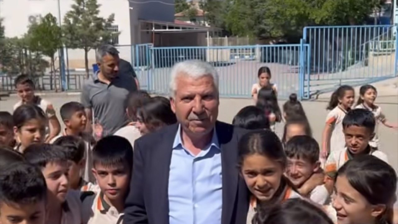 Başkan Karamehmetoğlu’ndan eğitime destek