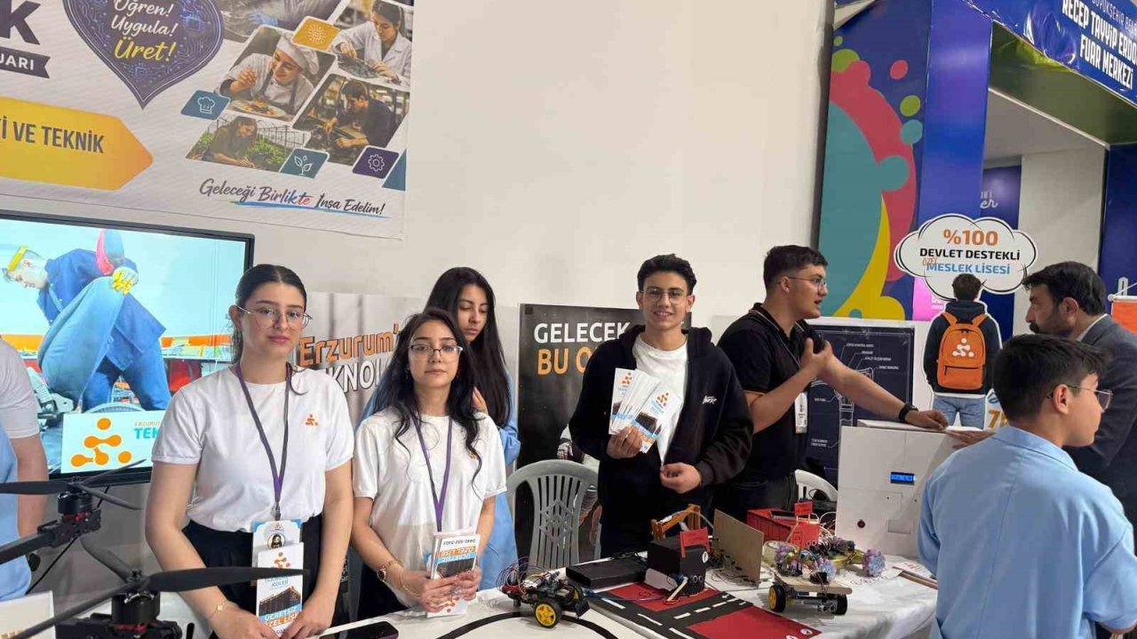 Gençlerin yetenekleri takdir topladı