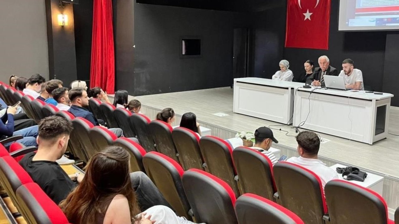 DPÜ Domaniç Hayme Ana MYO’da ’Avrupa Birliği ve Demokrasi’ farkındalığı semineri düzenlendi