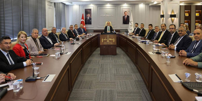 DSİ ve Kamu Kurumları Iğdır'da Su Yönetimi ve Verimliliği İçin Bir Araya Geldi