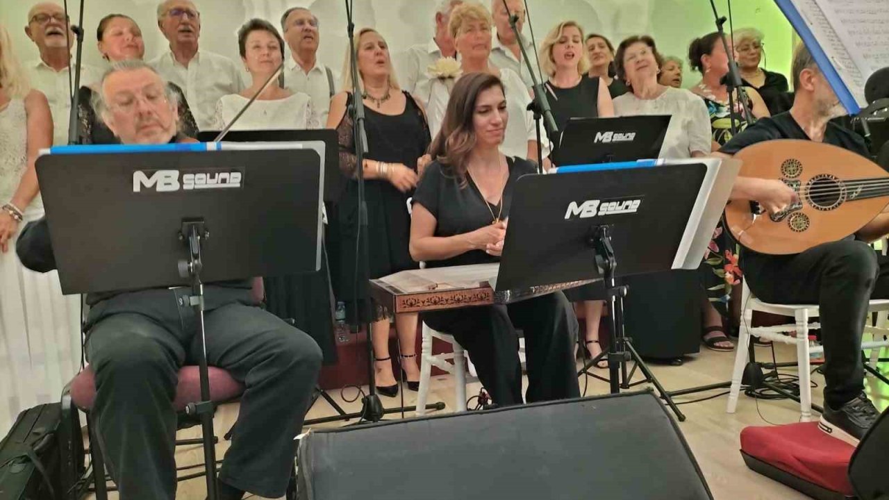 Köyceğiz’de sanat müziği konseri ilgi gördü