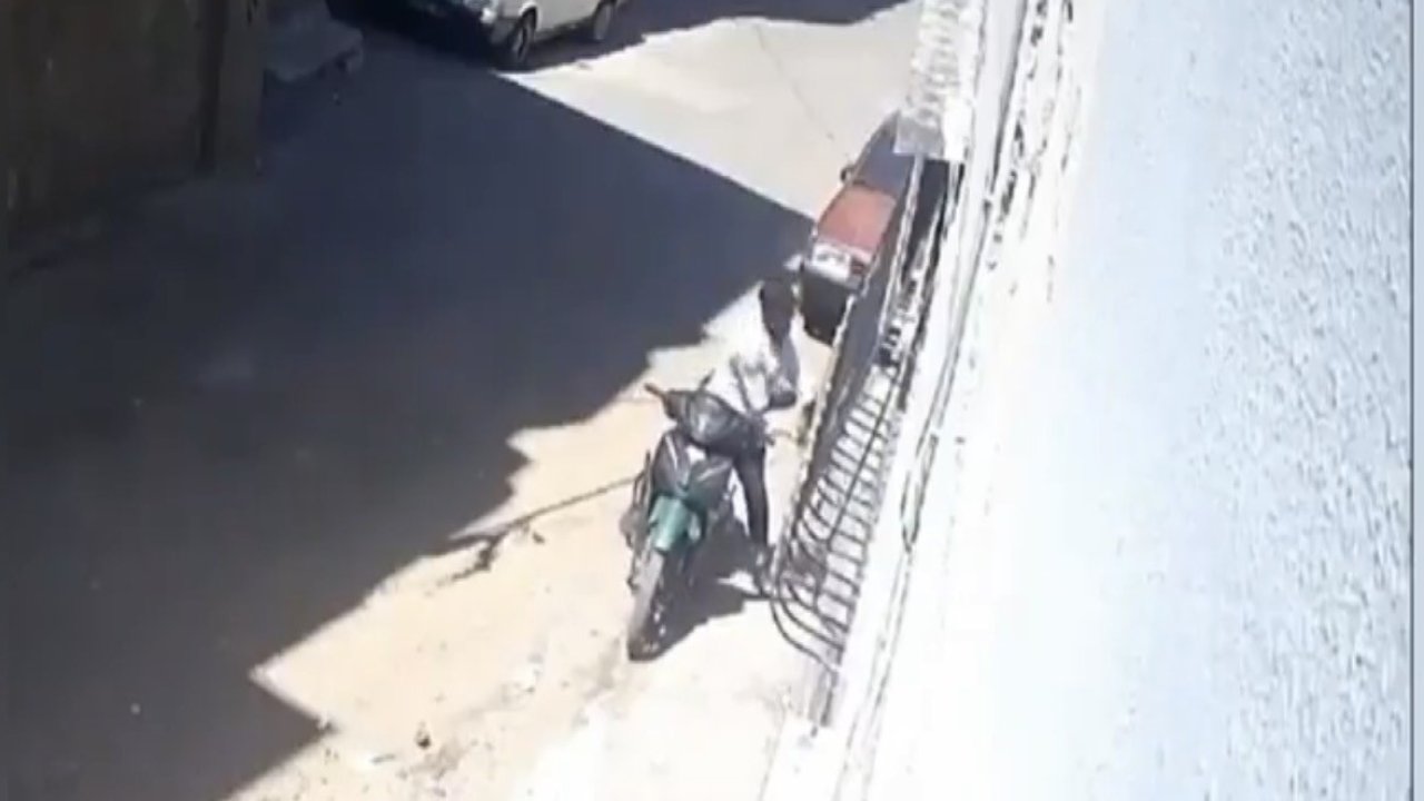 Kızını darp edip motosikletle sürükleyen babanın 12 suç kaydı olduğu ortaya çıktı