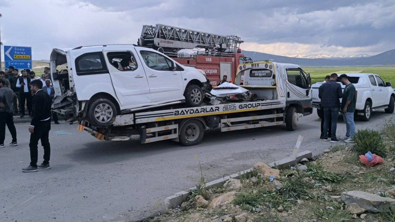 Van’daki feci kaza: Aynı aileden 4 can kaybı